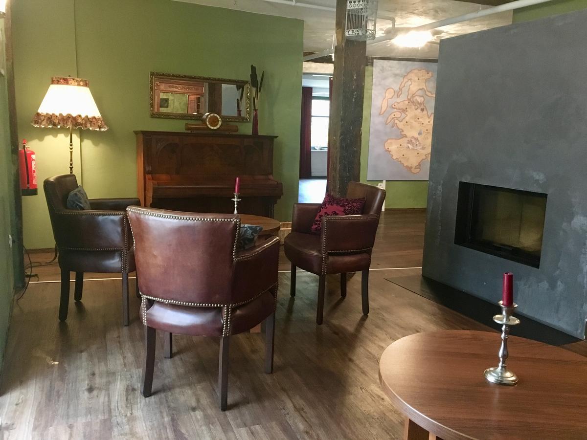 Maerchenhotel Bergen Auf Rugen Bagian luar foto