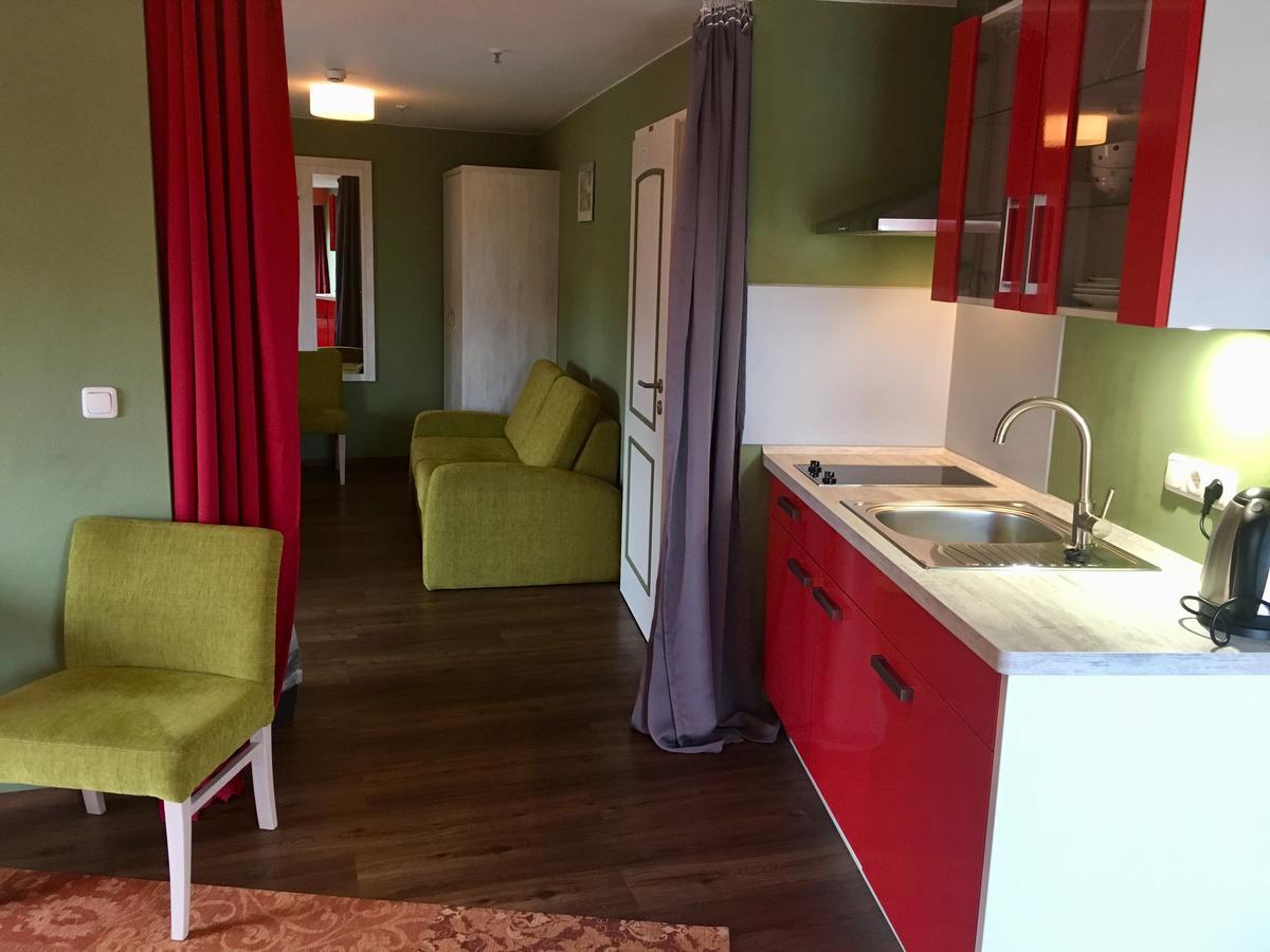 Maerchenhotel Bergen Auf Rugen Bagian luar foto