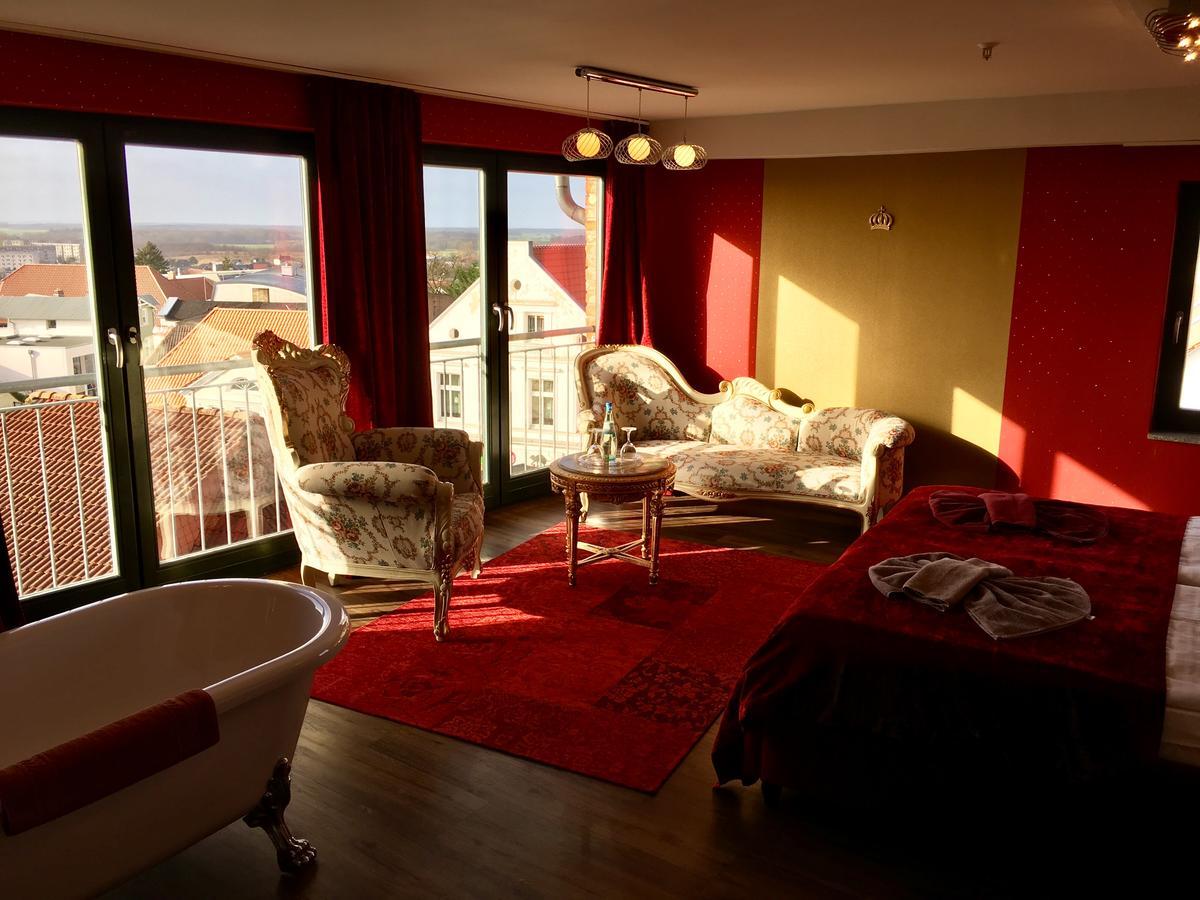 Maerchenhotel Bergen Auf Rugen Bagian luar foto